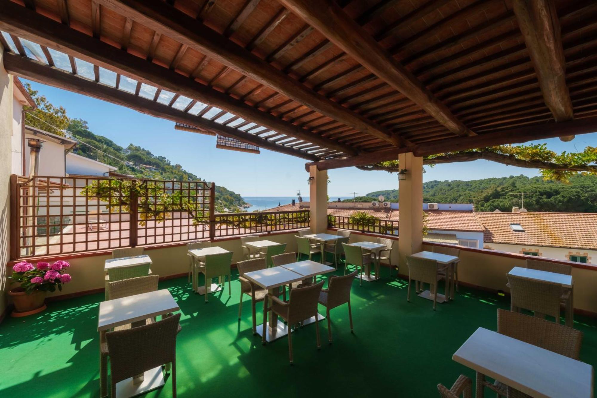 Hotel Galli - Wellness & Spa Fetovaia Buitenkant foto